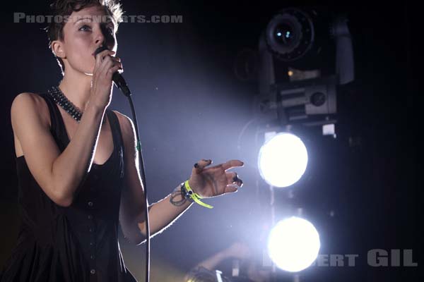 POLICA - 2012-07-15 - PARIS - Olympia - 